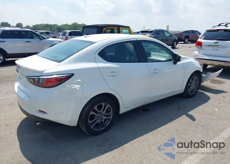 2019 Toyota Yaris Le из США, поврежденный, VIN 3MYDLBYVXKY523721